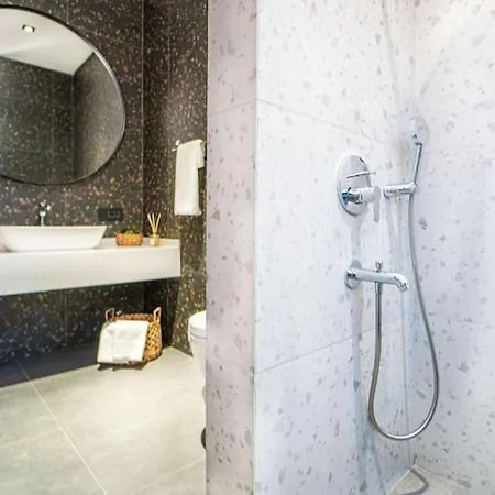 Viohouses 5- Luxury Private Korunakli Oezel Havuzlu