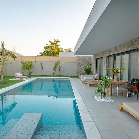Villa Viohouses 5- Luxury Private Korunakli Oezel Havuzlu Fethiye