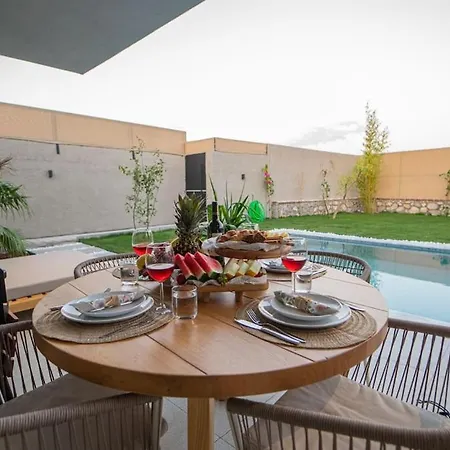 Villa Viohouses 5- Luxury Private Korunakli Oezel Havuzlu Fethiye
