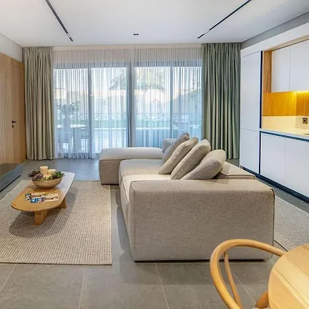Viohouses 5- Luxury Private Korunakli Oezel Havuzlu Villa *