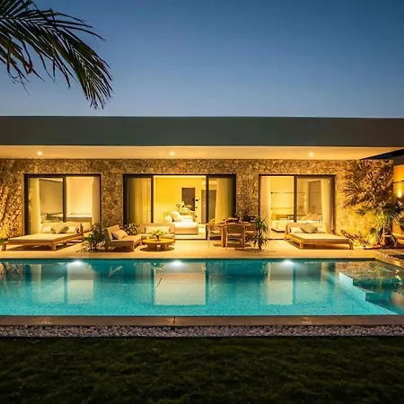 Viohouses 5- Luxury Private Korunakli Oezel Havuzlu Vila Fethiye